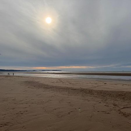Oaken Caravan - Golden Sands Away Resorts Kinmel Bay Exterior foto